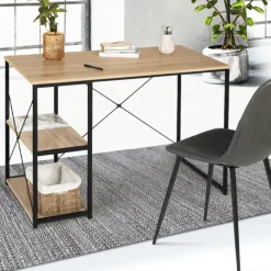 Bureau style industriel en métal et bois avec étagères