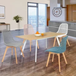 Lot de 4 chaises ajourées dépareillées pastel design scandinave