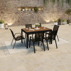 Salon de jardin table extensible avec plateau verre trempé effet bois et chaises empilables