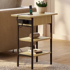 Table de chevet / d'appoint design industriel avec multiprise