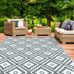 Tapis extérieur gris motifs géométriques 270 x 470 cm