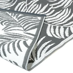 Tapis extérieur terrasse motifs tropicaux gris et blancs 180 x 280 cm