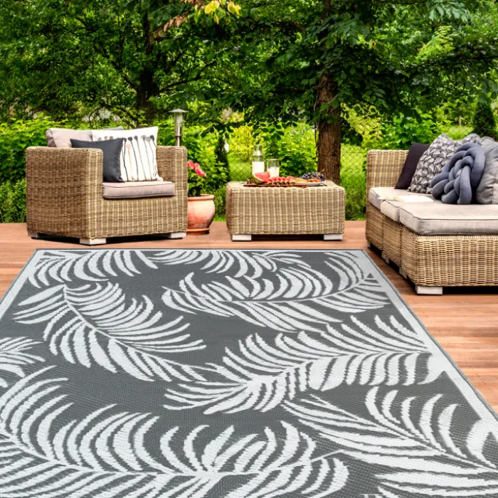 Tapis extérieur terrasse motifs tropicaux gris et blancs 180 x 280 cm