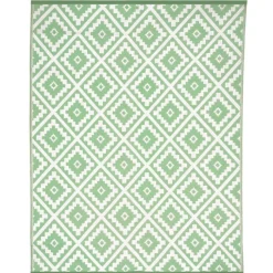 Tapis vert sauge pour terrasse et extérieur